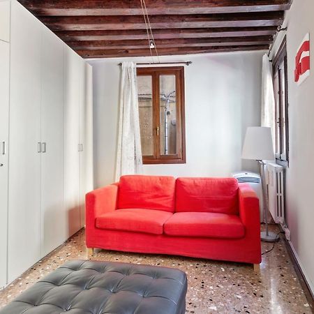 Castello Cozy Apart X4 - Calle Crosera Venedig Exterior foto