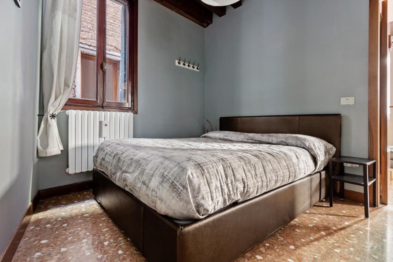 Castello Cozy Apart X4 - Calle Crosera Venedig Exterior foto